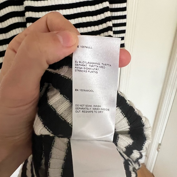 Marimekko Angervo Turtleneck Dress 100%Wool - Picture 3 of 7